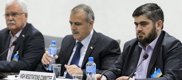 Members of the Syrian opposition delegation of the High Negotiations Committee (HNC) George Sabra (L) delegation head Asaad Al-Zoubi (C) and Chief negotiator, Army of Islam rebel group's Mohammed Alloush (R) attend a meeting with U.N. mediator on Syria Staffan de Mistura during Syria peace talks at the United Nations in Geneva, Switzerland, April 15, 2016 - Sputnik International