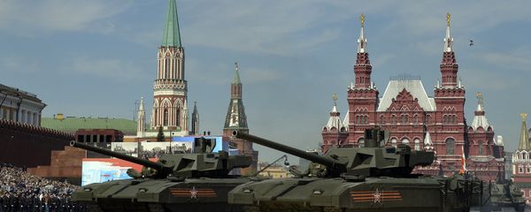 Russian T-14 Armata tanks drive during the Victory Day military parade at Red Square in Moscow on May 9, 2015. Russian T-14 Armata tanks drive during the Victory Day military parade at Red Square in Moscow on May 9, 2015. - Sputnik International