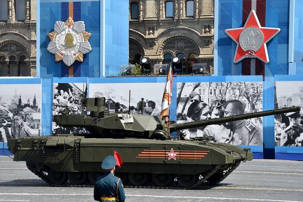 Locked and Loaded: T-14 Armata Tank, the Armored Pearl of Russia Locked and Loaded: T-14 Armata Tank, the Armored Pearl of Russia - Sputnik International