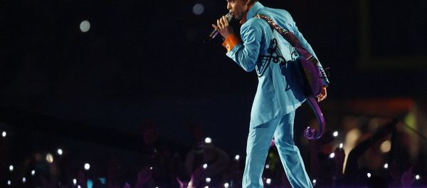 Prince performs during the halftime show at Super Bowl XLI football game at Dolphin Stadium in Miami on Sunday, Feb. 4, 2007. Prince performs during the halftime show at Super Bowl XLI football game at Dolphin Stadium in Miami on Sunday, Feb. 4, 2007. - Sputnik International