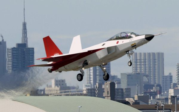 A prototype of the first Japan-made stealth fighter X-2 Shinshin, formerly called ATD-X  - Sputnik International