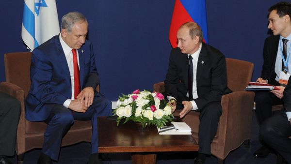 Russian President Vladimir Putin, centre, and Prime Minister of Israel Benjamin Netanyahu Russian President Vladimir Putin, centre, and Prime Minister of Israel Benjamin Netanyahu - Sputnik International