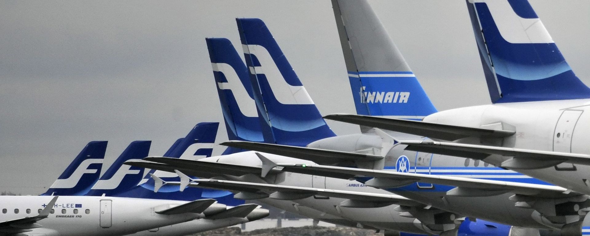 Passenger planes of the Finnish national airline company Finnair stand on the tarmac at Helsinki international airport, Helsinki, Finland - Sputnik International, 1920, 01.03.2022