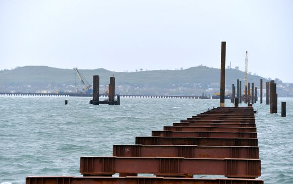 Construction of Kerch Strait Bridge in Crimea - Sputnik International