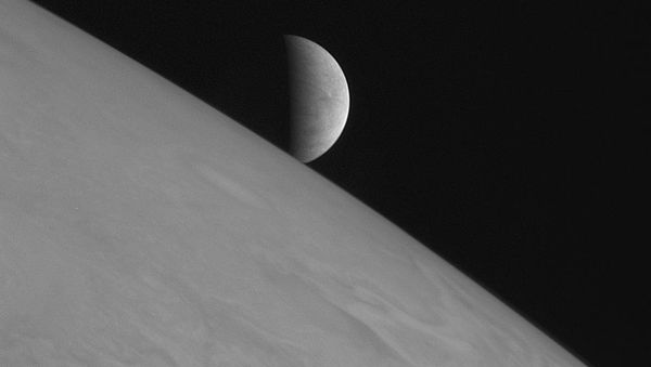 Jupiter's icy moon Europa Jupiter's icy moon Europa - Sputnik International