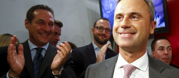 Presidential candidate Norbert Hofer (R) and head of the Austrian Freedom party Heinz-Christian Strache (L) react at the party headquarter in Vienna, Austria, April 24, 2016 Presidential candidate Norbert Hofer (R) and head of the Austrian Freedom party Heinz-Christian Strache (L) react at the party headquarter in Vienna, Austria, April 24, 2016 - Sputnik International