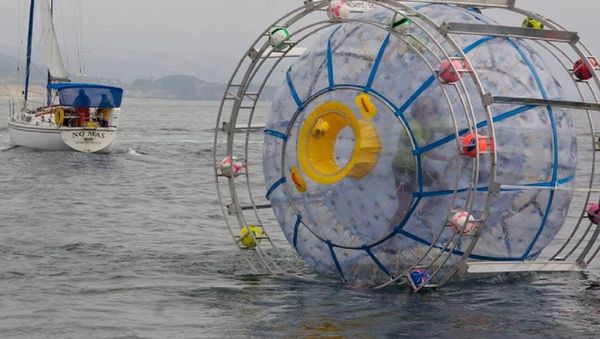 Florida Man Rescued After Trying to Ride Inflatable Bubble to Bermuda - Sputnik International