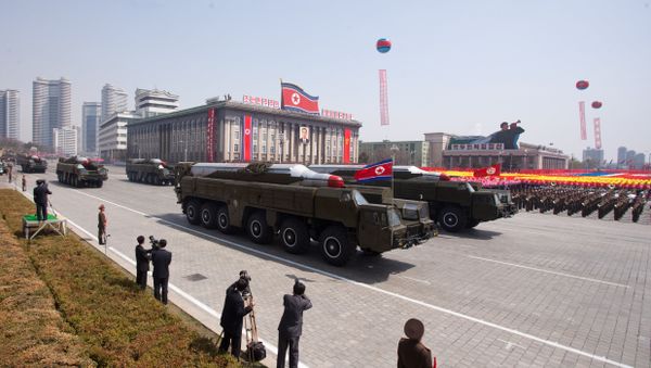 Musudan-class missiles are displayed during a military parade in honour of the 100th birthday of the late North Korean leader Kim Il-Sung in Pyongyang on April 15, 2012 - Sputnik International