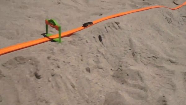 Hot Wheels Beach Track - Sputnik International