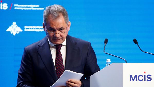 Russian Defence Minister Sergei Shoigu attends the 5th Moscow Conference on International Security (MCIS) in Moscow, Russia, April 27, 2016 - Sputnik International