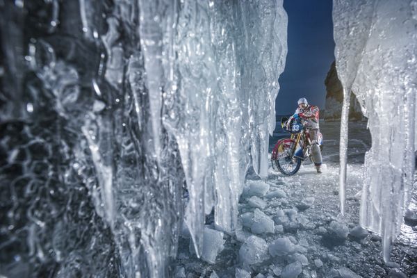 Daniil Ivanov poses for a portrait at the Red Bull Circle of Shaman in the Baikal lake, Russia on March 28th, 2016 - Sputnik International