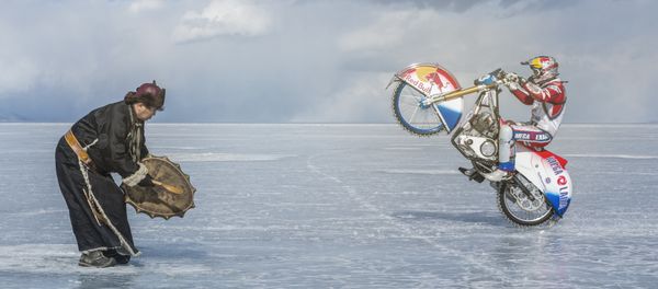 When faced with the danger of falling through the thin ice of Lake Baikal, moto racer Daniil Ivanov asked for the help of a local shaman to bless his risky endeavor. When faced with the danger of falling through the thin ice of Lake Baikal, moto racer Daniil Ivanov asked for the help of a local shaman to bless his risky endeavor. - Sputnik International