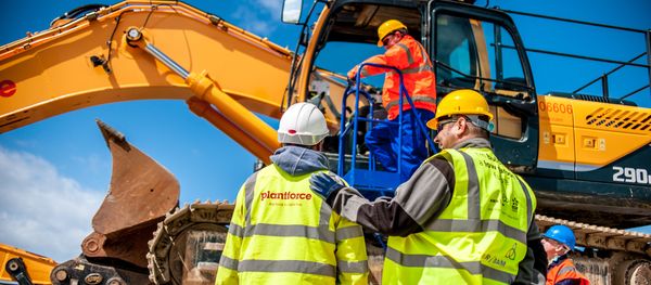 Contractors on site at Hinkley Point C, May 2014. Contractors on site at Hinkley Point C, May 2014. - Sputnik International