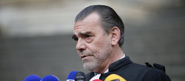Frank Berton, lawyer of Paris attacks suspect Salah Abdeslam, speaks to the press at the Paris courthouse Frank Berton, lawyer of Paris attacks suspect Salah Abdeslam, speaks to the press at the Paris courthouse - Sputnik International
