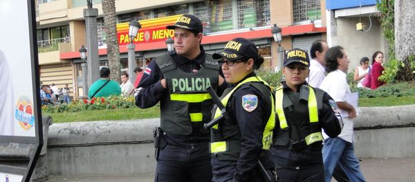 Police man - Police Women - Honduras Police man - Police Women - Honduras - Sputnik International