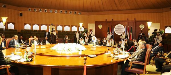 Delegates meeting in Kuwait City from Yemen's internationally-recognized government, which is backed by a Saudi-led military coalition, and Shiite rebels known Houthis and their allies, who hold the capital, Sanaa (File) - Sputnik International