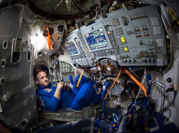 NASA astronaut Scott Kelly is seen inside a Soyuz simulator at the Gagarin Cosmonaut Training Center (GCTC), Wednesday, March 4, 2015 in Star City, east of Moscow NASA astronaut Scott Kelly is seen inside a Soyuz simulator at the Gagarin Cosmonaut Training Center (GCTC), Wednesday, March 4, 2015 in Star City, east of Moscow - Sputnik International