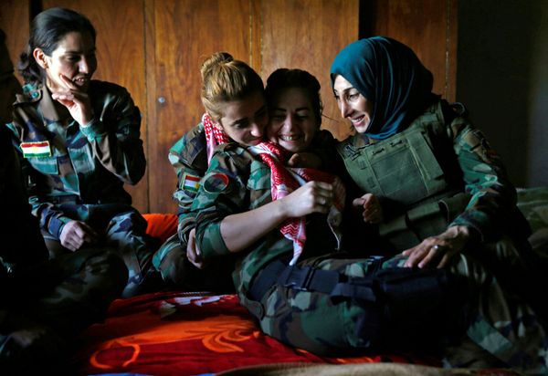 Meet the Brave Yazidi Amazons Who are Sending Daesh to Hell - Sputnik International