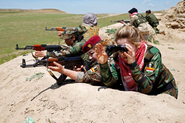 Meet the Brave Yazidi Amazons Who are Sending Daesh to Hell - Sputnik International