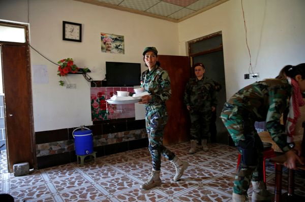 Meet the Brave Yazidi Amazons Who are Sending Daesh to Hell - Sputnik International