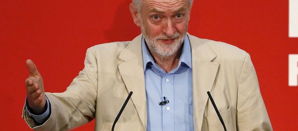 Britain's opposition Labour Party leader Jeremy Corbyn fields questions after giving a speech on Britain's membership of the European Union in London, Britain April 14, 2016. - Sputnik International