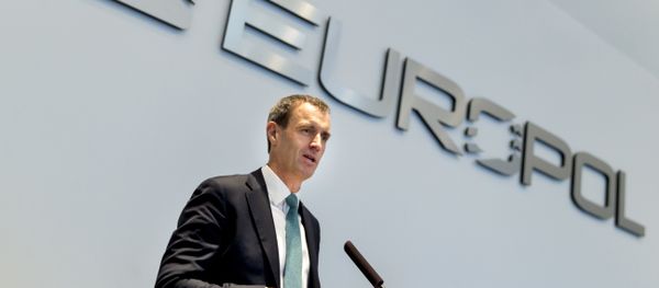 Rob Wainwright, Director of Europol, speaks during the launch of the European Migrant Smuggling Center (EMSC) at Europol’s headquarters in The Hague, The Netherlands, on February 22, 2016. Rob Wainwright, Director of Europol, speaks during the launch of the European Migrant Smuggling Center (EMSC) at Europol’s headquarters in The Hague, The Netherlands, on February 22, 2016. - Sputnik International