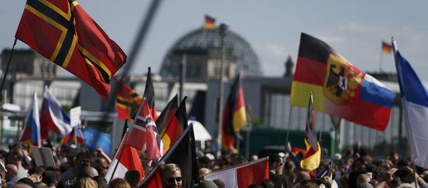 Right-wing protestors demonstrate in Berlin, Germany, May 7, 2016. Right-wing protestors demonstrate in Berlin, Germany, May 7, 2016. - Sputnik International