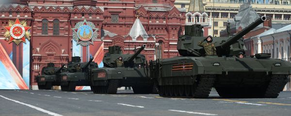 Armata T-14 tanks on Red Square, Moscow during the final practice of the military parade marking the 71st anniversary of the victory in the Great Patriotic War, May 2016. - Sputnik International