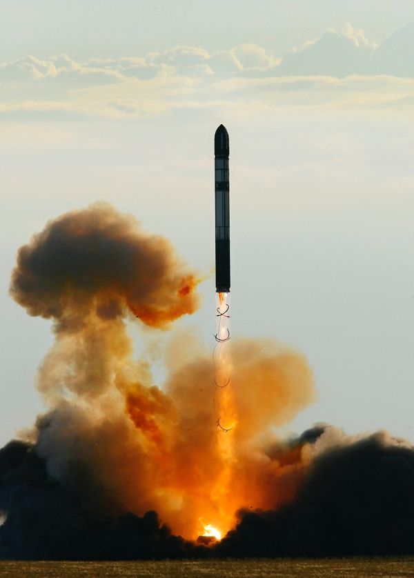 Launching an RS-20 Voyevoda (SS-18 Satan) intercontinental ballistic missile (File) Launching an RS-20 Voyevoda (SS-18 Satan) intercontinental ballistic missile (File) - Sputnik International