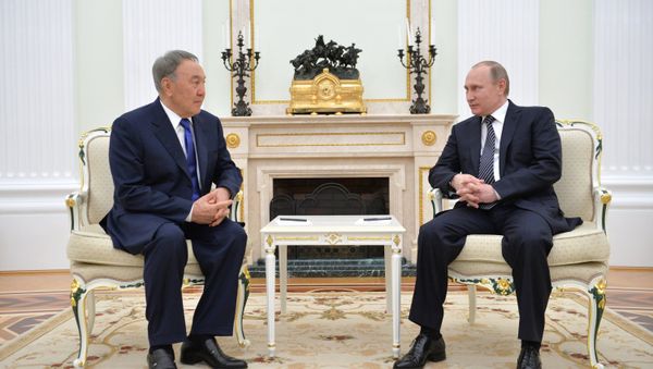 Russian President Vladimir Putin meets with Kazakh President Nursultan Nazarbayev - Sputnik International