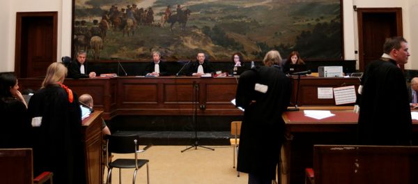 Belgian judge Pierre Hendrickx (C) presides the trial of suspects in foiled Islamist attack plot in the town of Verviers last year, at the Brussels Palace of Justice, Belgium, May 9, 2016 Belgian judge Pierre Hendrickx (C) presides the trial of suspects in foiled Islamist attack plot in the town of Verviers last year, at the Brussels Palace of Justice, Belgium, May 9, 2016 - Sputnik International