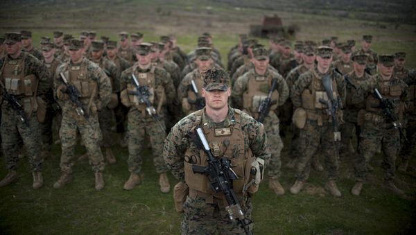US army soldiers from the US Marine Corps stand in formation during a joint military training Platinum Lion 15-2 with Bulgaria's army at Novo Selo military ground on April 14, 2015 US army soldiers from the US Marine Corps stand in formation during a joint military training Platinum Lion 15-2 with Bulgaria's army at Novo Selo military ground on April 14, 2015 - Sputnik International