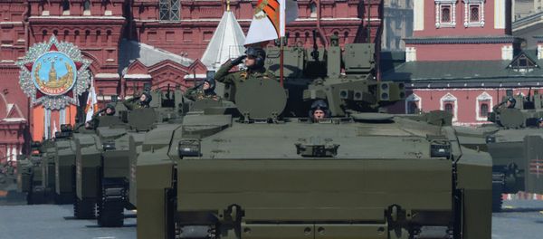 Kurganets-25 armored personnel carriers with medium-category caterpillar chassis at the military parade to mark the 71st anniversary of Victory in the 1941-1945 Great Patriotic War, May 9, 2016 - Sputnik International