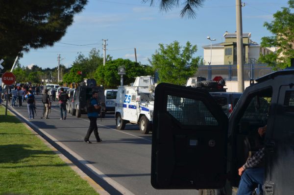 Car bomb attack on a police vehicle in the city of Diyarbakir - Sputnik International