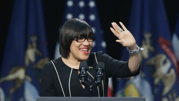 Flint Mayor Sued for Stealing Funds Meant for Water Crisis Relief - Sputnik International