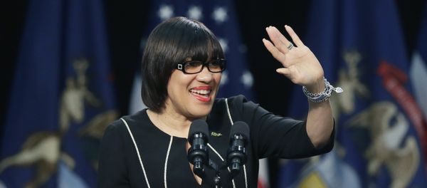 Flint Mayor Sued for Stealing Funds Meant for Water Crisis Relief - Sputnik International