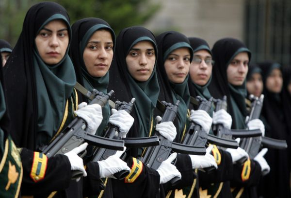 War Couture: Female Military Style Around the World War Couture: Female Military Style Around the World - Sputnik International