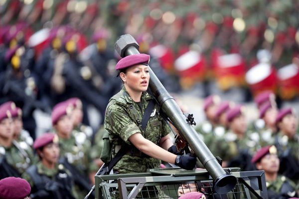 War Couture: Female Military Style Around the World War Couture: Female Military Style Around the World - Sputnik International