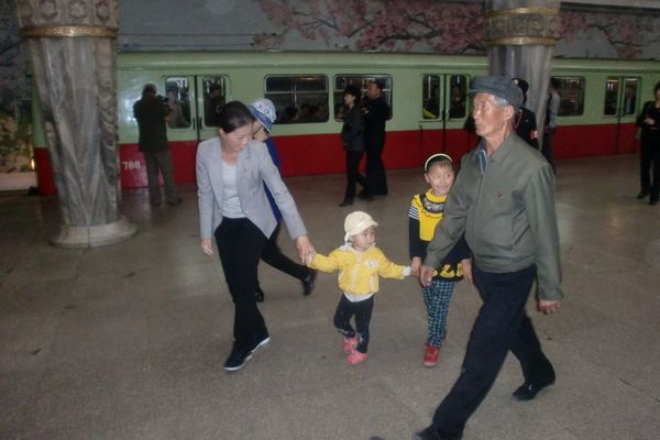 Pyongyang Metro Pyongyang Metro - Sputnik International