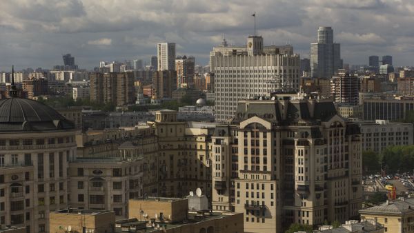 A picture taken in Moscow on May 5, 2016 shows the House of the Government of the Russian Federation, also known as the Russian White House. - Sputnik International