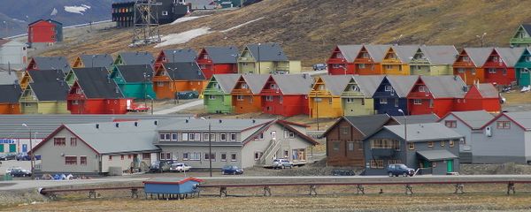 Rows of multicoloured homes in the town of Longyearbyen, Svalbard, Norway. Rows of multicoloured homes in the town of Longyearbyen, Svalbard, Norway. - Sputnik International