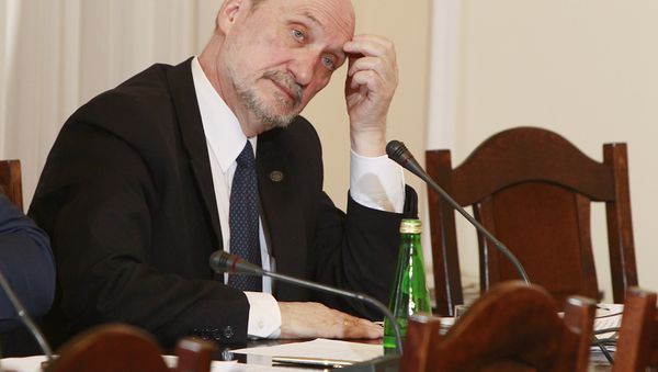Poland’s Defense Minister Antoni Macierewicz during a session of special parliamentary commission. - Sputnik International