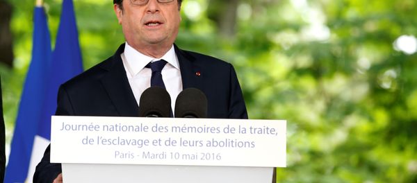 French President Francois Hollande delivers a speech during a ceremony at the Luxembourg Gardens to mark the abolition of slavery and to pay tribute to the victims of the slave trade, in Paris, May 10, 2016. French President Francois Hollande delivers a speech during a ceremony at the Luxembourg Gardens to mark the abolition of slavery and to pay tribute to the victims of the slave trade, in Paris, May 10, 2016. - Sputnik International