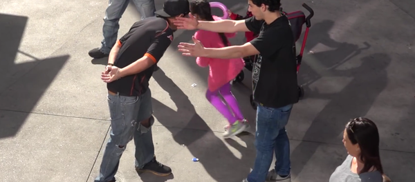 WORLD'S BEST MAGIC TRICK - Sputnik International