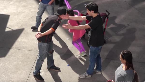 WORLD'S BEST MAGIC TRICK - Sputnik International