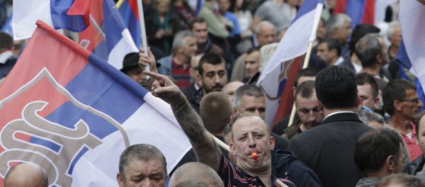 Bosnian Serb people waves flags during a demonstration in Banja Luka, Bosnia, on Saturday, May 14, 2016 - Sputnik International