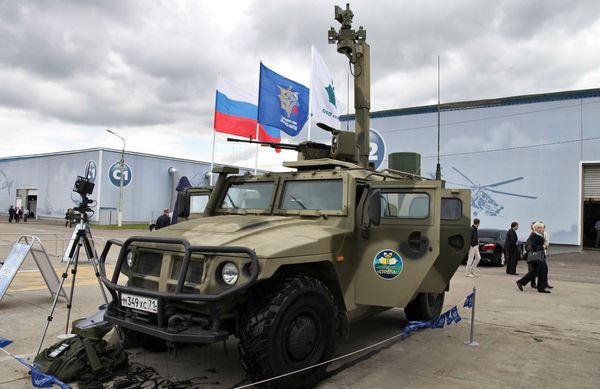 Service combat surveillance vehicle SBRM - Sputnik International