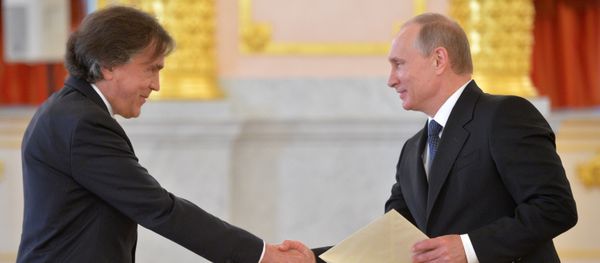Russian President Vladimir Putin (right) and Ambassador Extraordinary and Plenipotentiary of the Austrian Republic Emil Brix (File) - Sputnik International