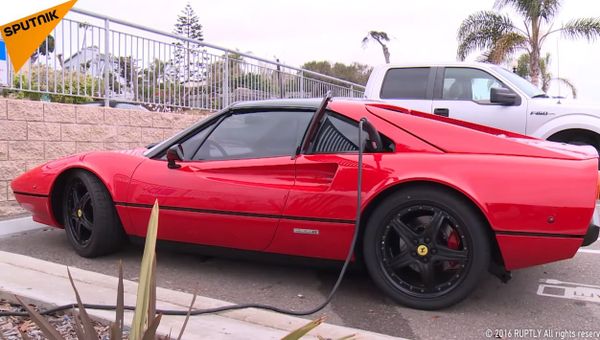 Electric Ferrari Hits the Road! - Sputnik International
