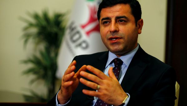 The leader of Turkey's pro-Kurdish opposition Peoples' Democratic Party (HDP) Selahattin Demirtas (File) - Sputnik International